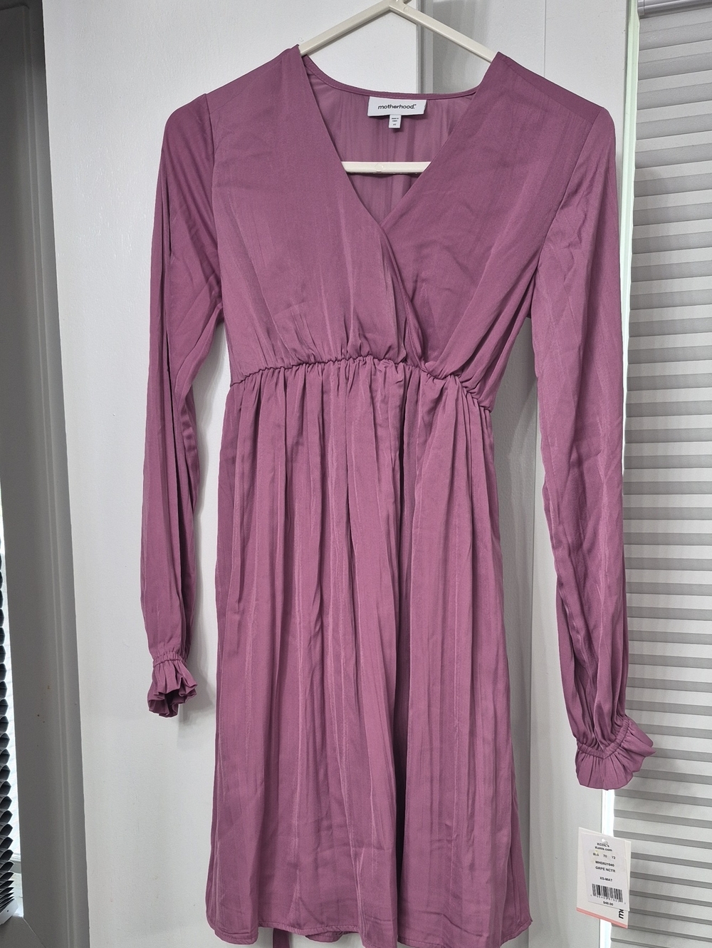 NWT Motherhood Dusty Rose Long-Sleeve Wrap-Style Maternity Dress
